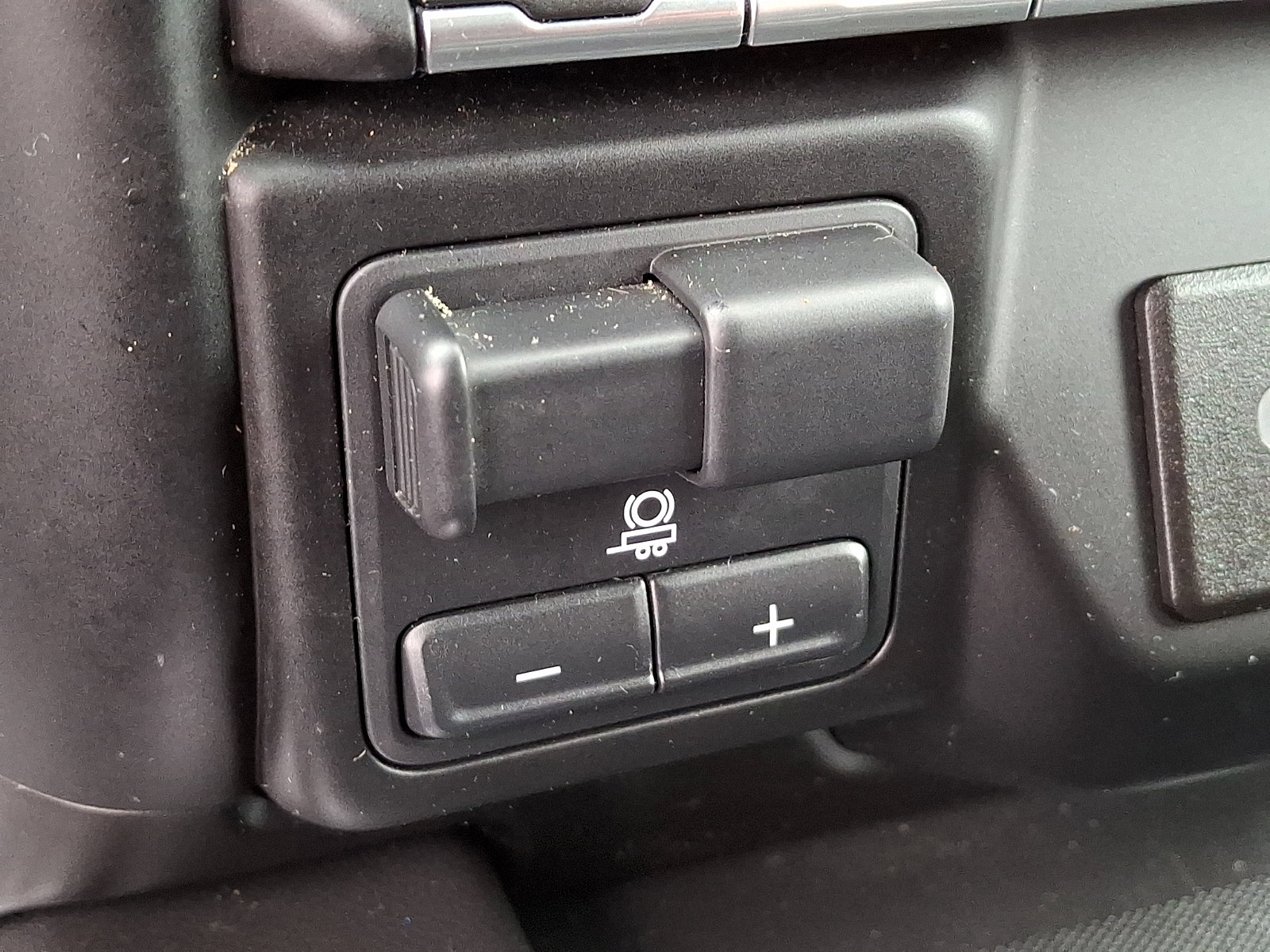 Used 2021 GMC Sierra 1500 AT4 w/ AT4 Value Package image 26