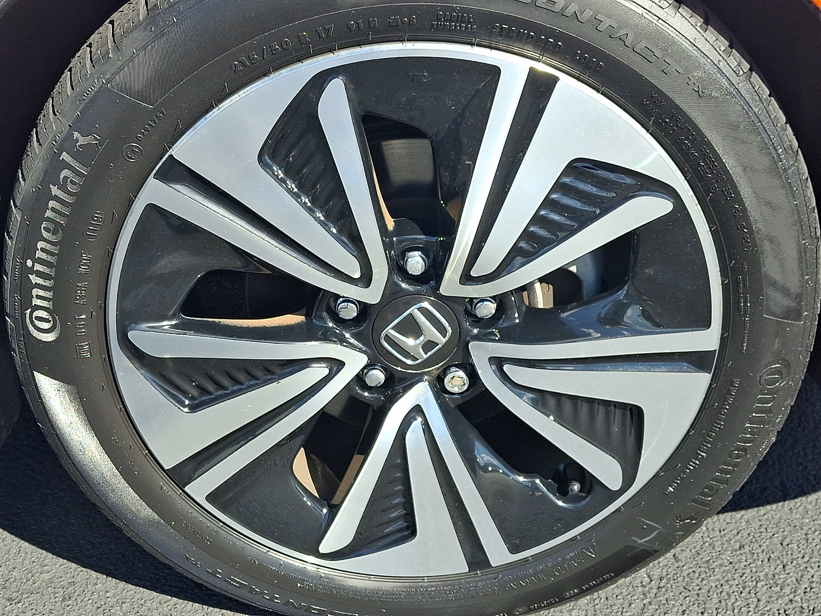 Used 2018 Honda Civic EX-L image 8