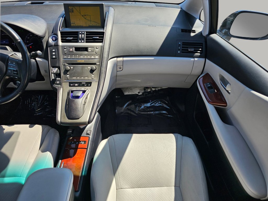 Used 2010 Lexus HS 250h Premium image 4