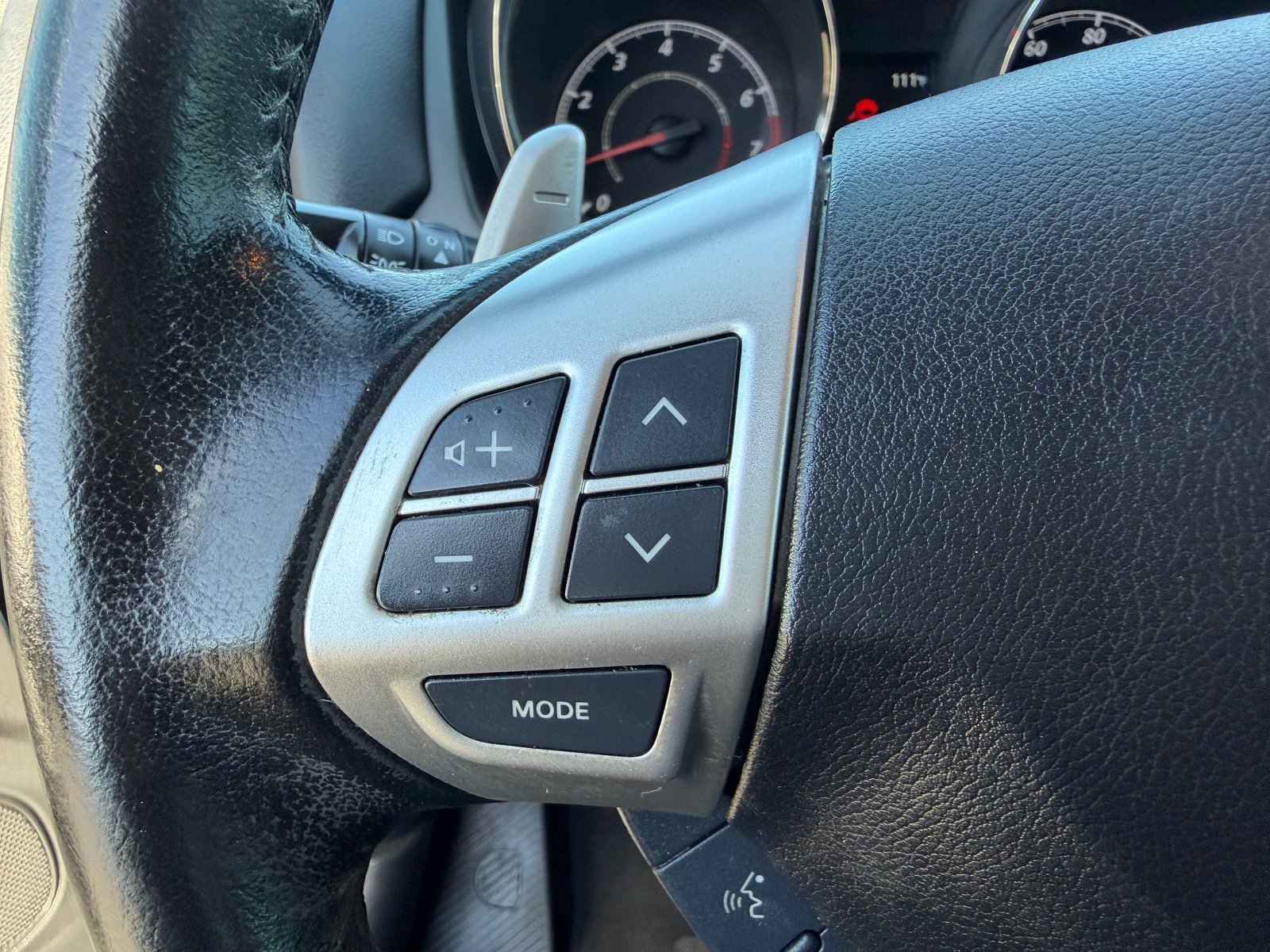 Used 2013 Mitsubishi Outlander Sport SE FWD image 19