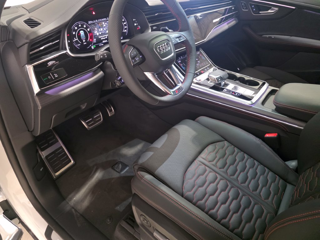 New 2027 Audi RS Q8 performance AWD/4WD image 19