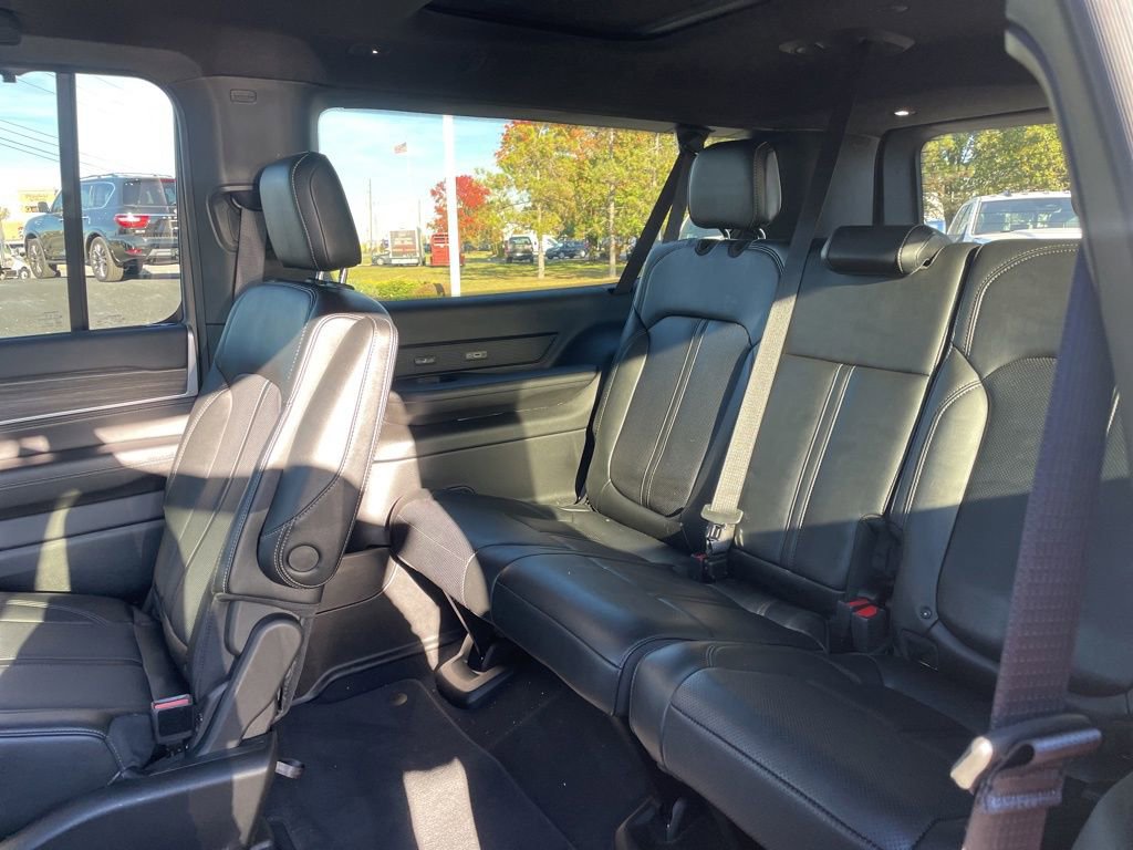 New 2024 Jeep Wagoneer L Series III w/ Premium Group I image 32