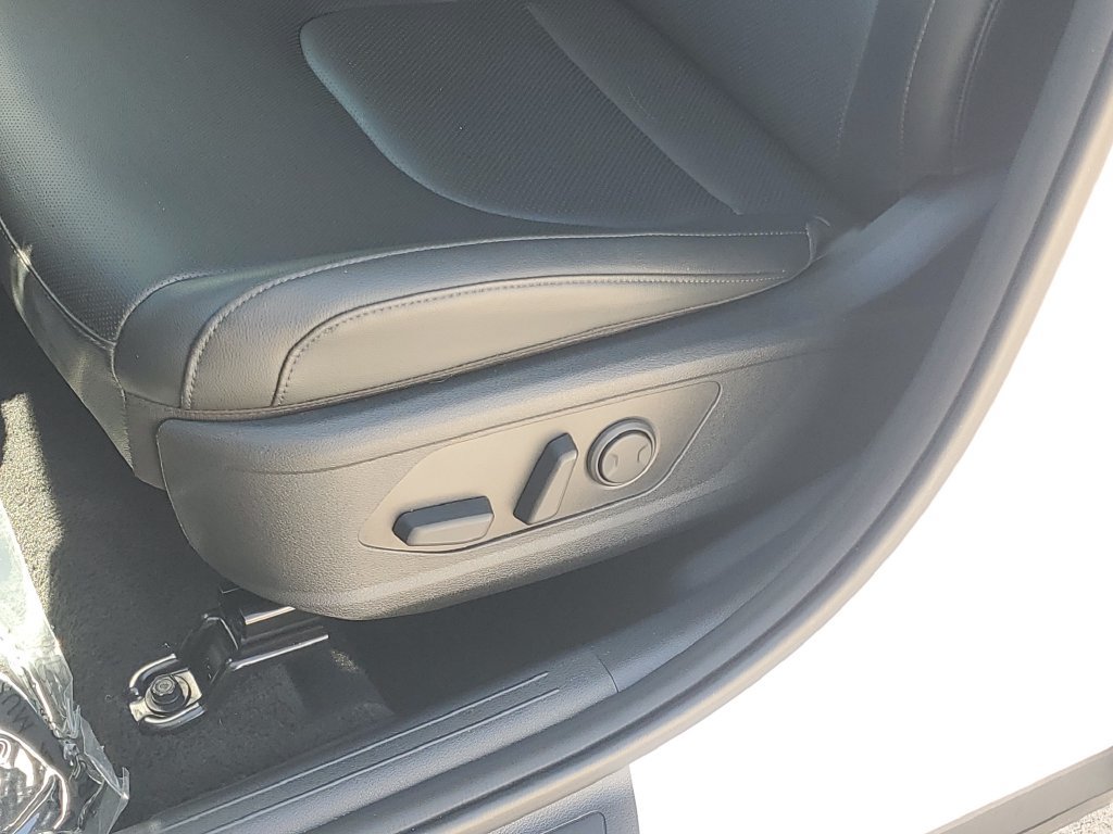 Used 2025 Kia Sportage EX FWD image 30