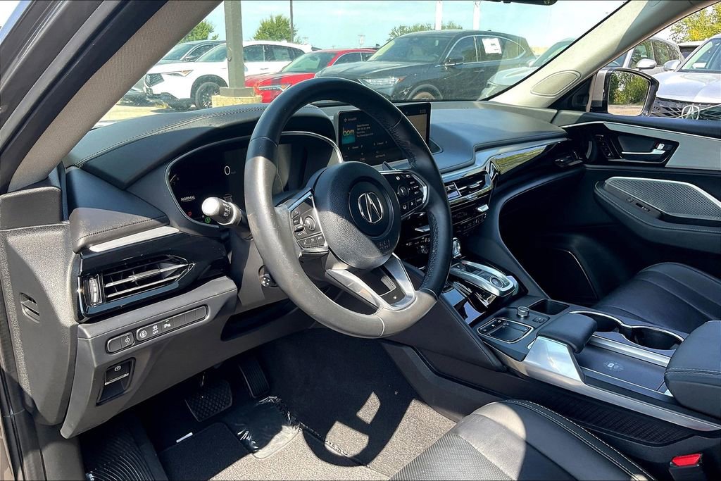 Used 2023 Acura MDX FWD w/ Technology Package image 18