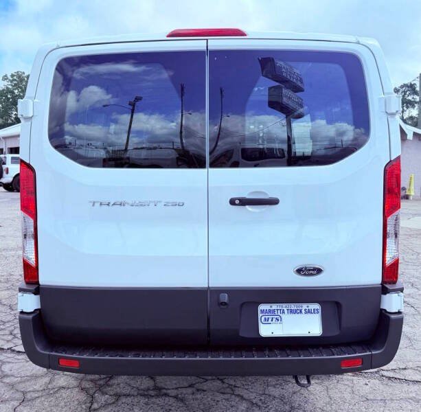 Used 2025 Ford Transit 250 Low Roof w/ Exterior Upgrade Package RWD image 7
