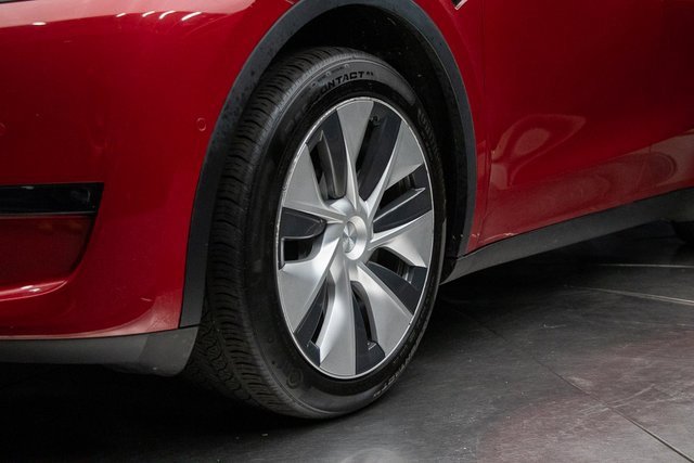 Used 2021 Tesla Model Y Long Range image 7