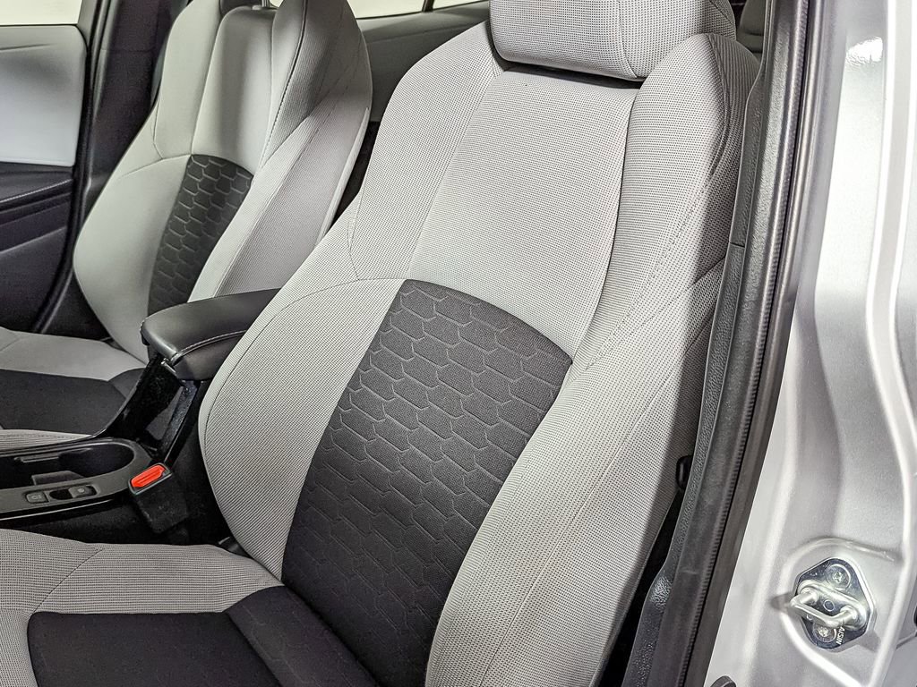 Used 2023 Toyota Corolla SE image 18