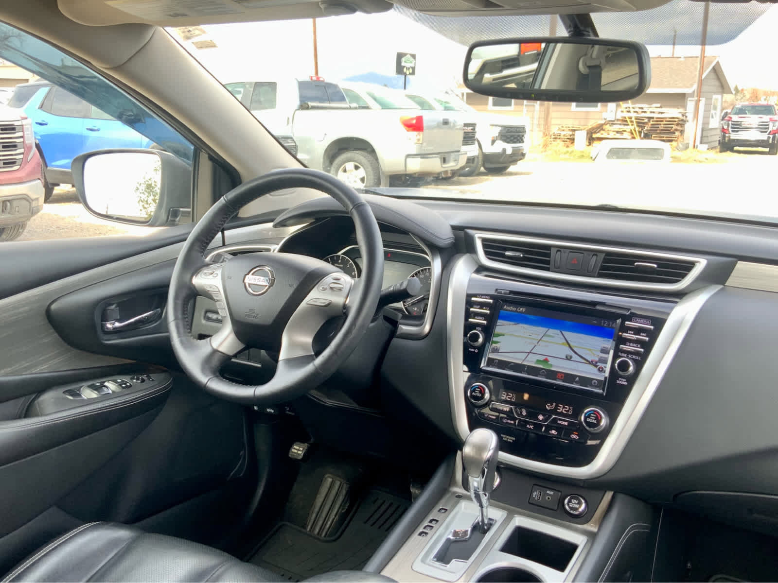 Used 2018 Nissan Murano SV image 35