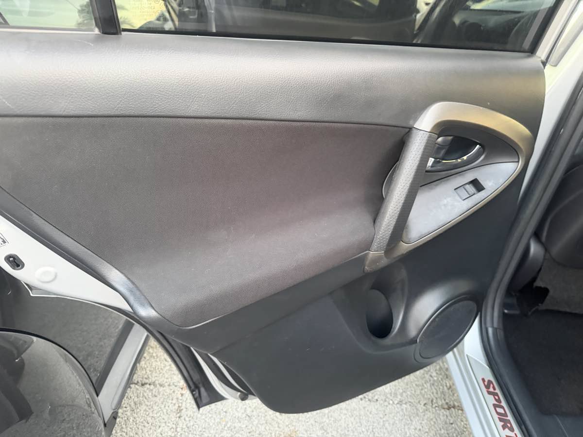 Used 2012 Toyota RAV4 Sport w/ Appearance Pkg FWD image 15