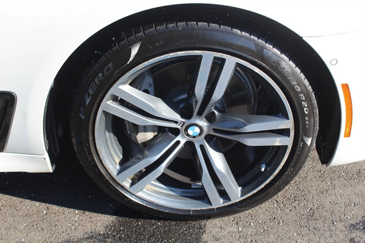 Used 2019 BMW 740i w/ Executive Package image 34