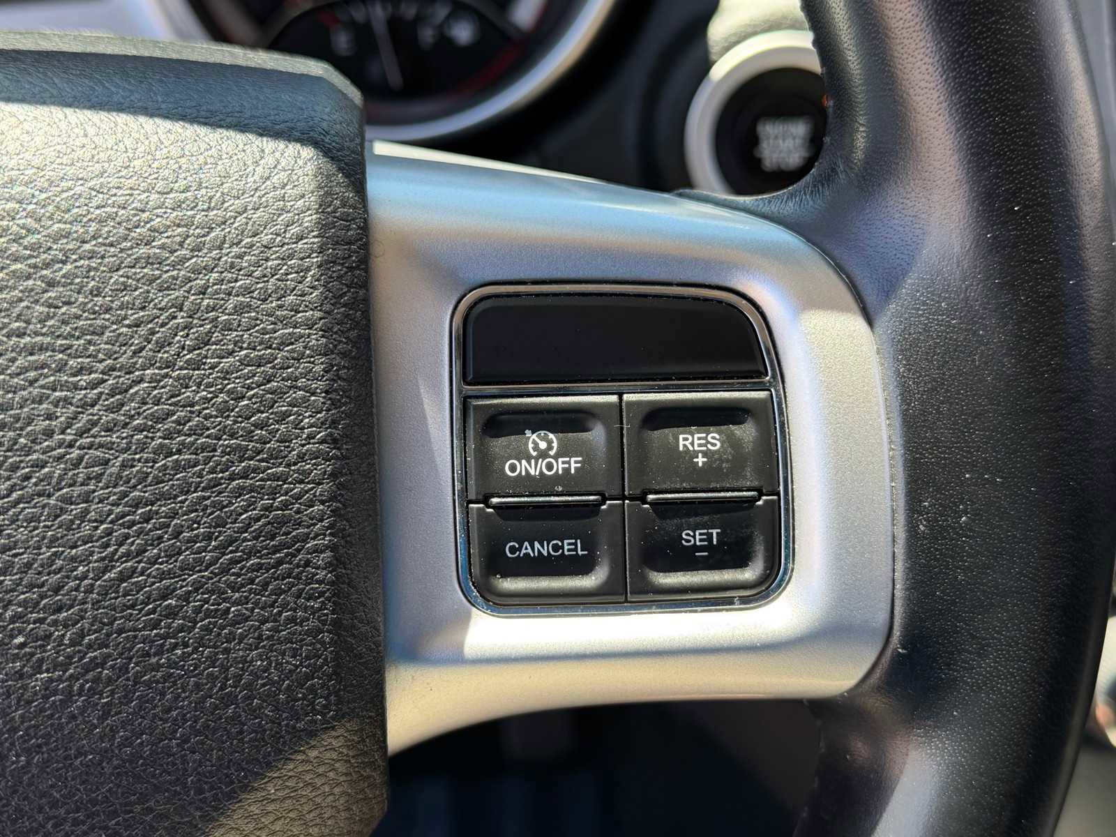 Used 2019 Dodge Journey SE w/ Connectivity Group FWD image 20