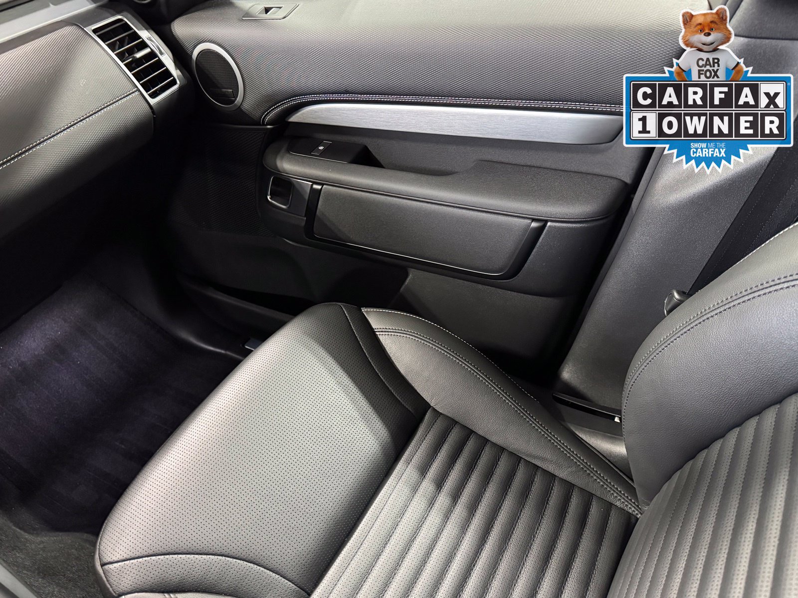 New 2025 Land Rover Discovery Dynamic SE AWD/4WD image 40
