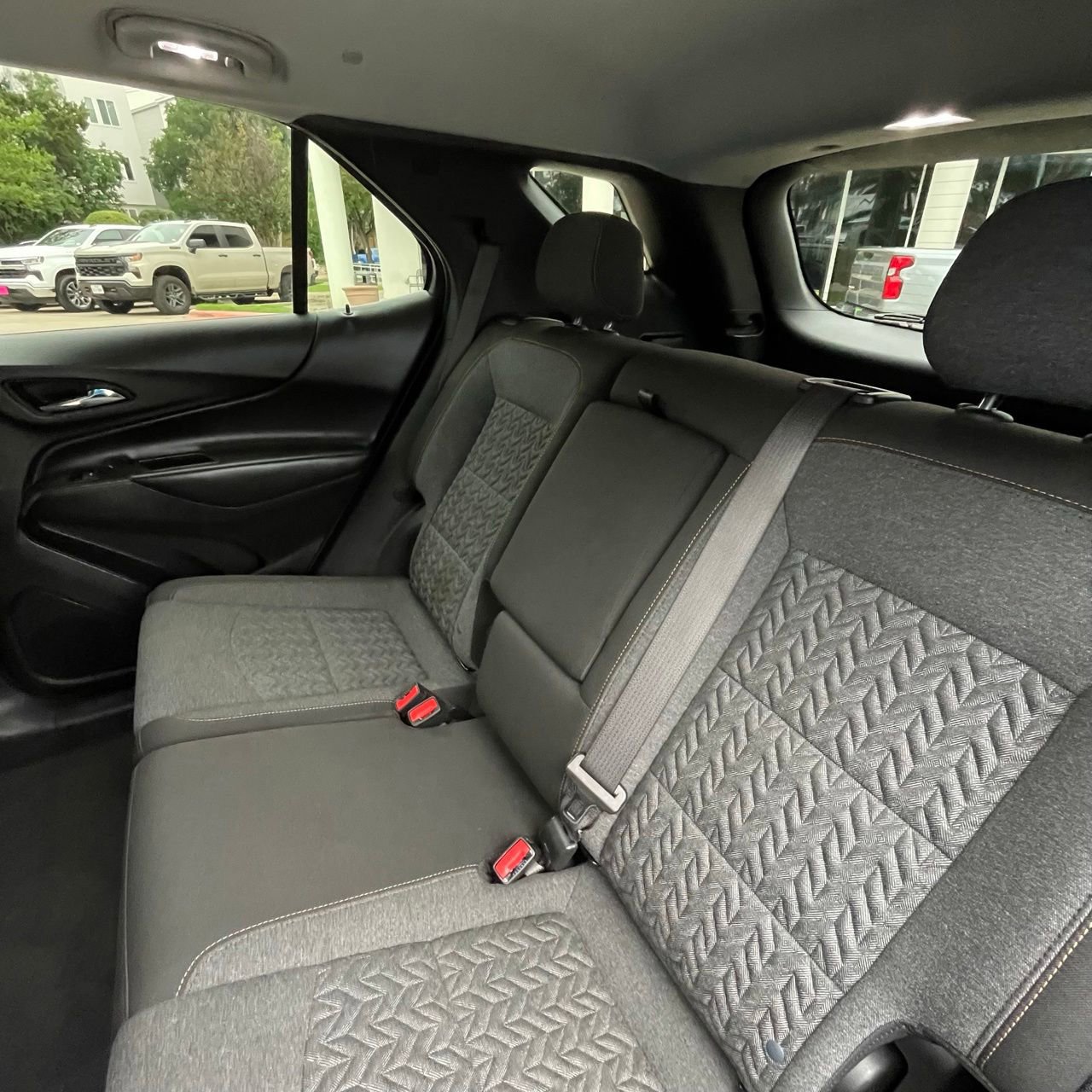 Used 2023 Chevrolet Equinox LT FWD image 24