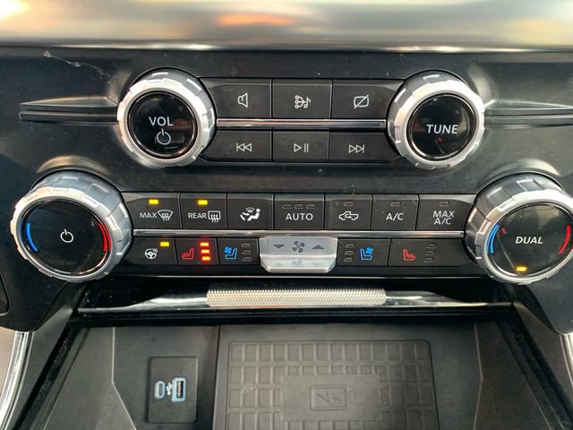 Used 2022 Ford F150 Lariat w/ Equipment Group 502A High image 34