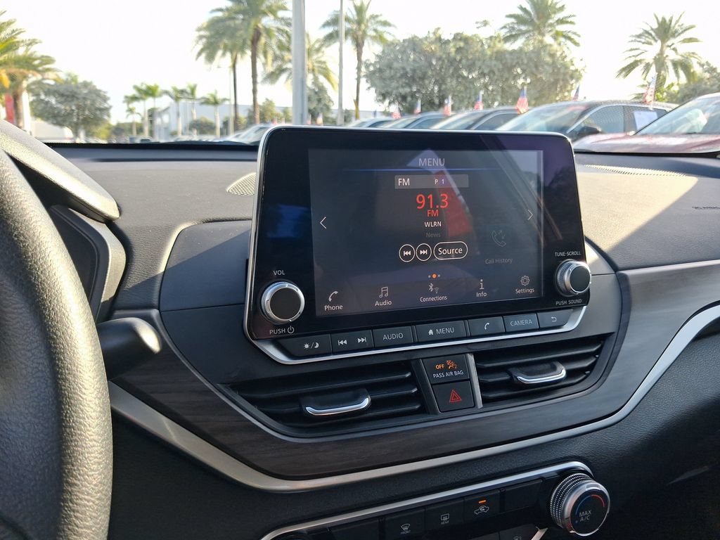 Certified 2023 Nissan Altima 2.5 SV FWD image 23