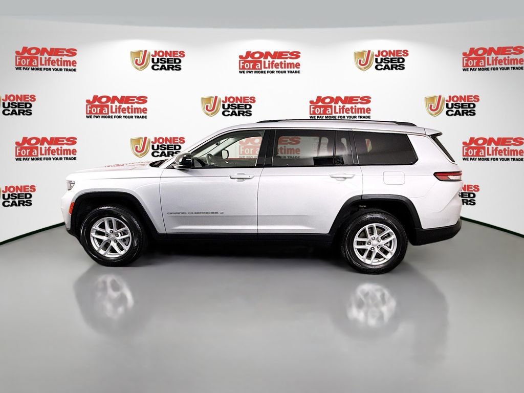 Used 2023 Jeep Grand Cherokee L Laredo AWD/4WD image 13