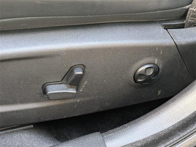 Used 2016 Dodge Charger R/T w/ Plus Group image 21