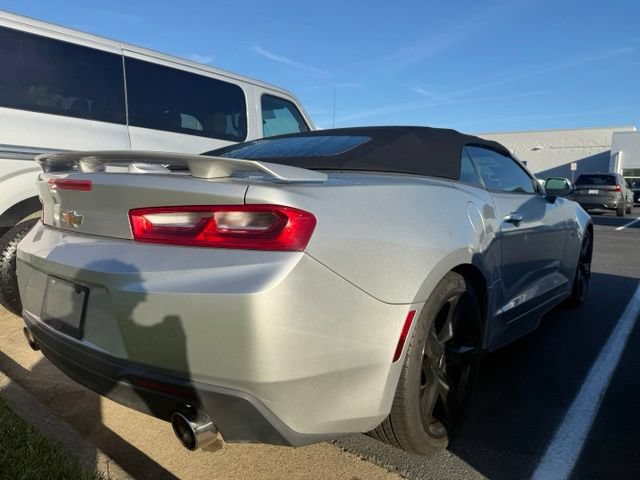 Used 2017 Chevrolet Camaro SS RWD image 6