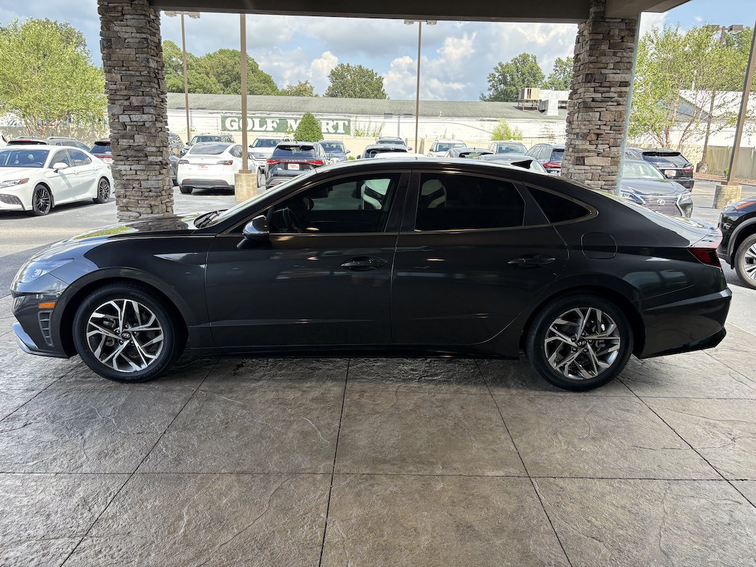 Used 2022 Hyundai Sonata SEL FWD image 9