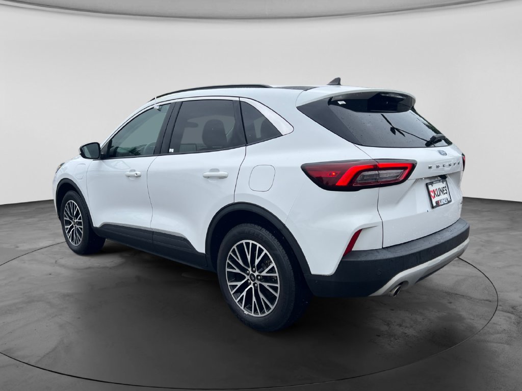 Used 2023 Ford Escape SE FWD image 6