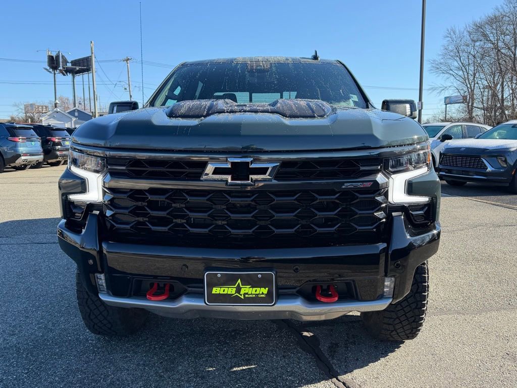Used 2025 Chevrolet Silverado 1500 ZR2 w/ Technology Package image 7