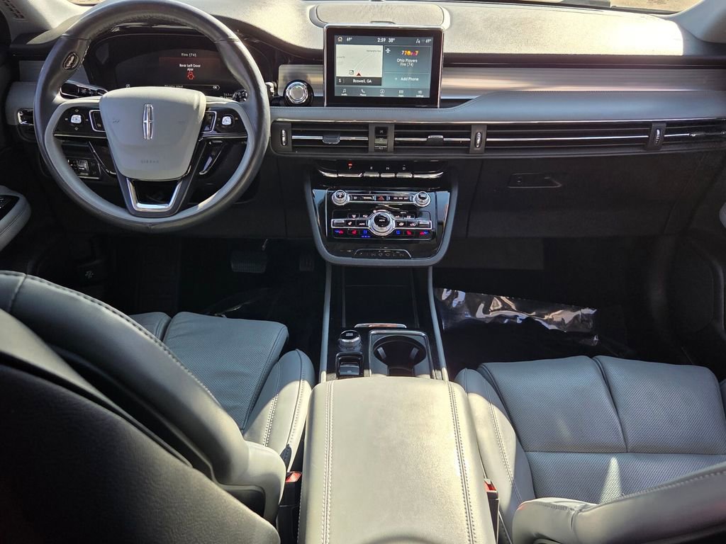 Used 2022 Lincoln Corsair Reserve w/ Equipment Group 201A image 14