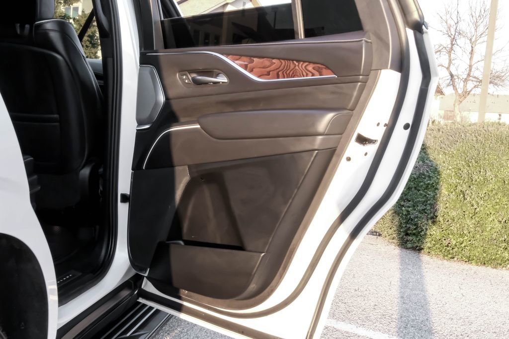 Used 2021 Cadillac Escalade Sport Platinum w/ LPO, Floor Liner Package image 65