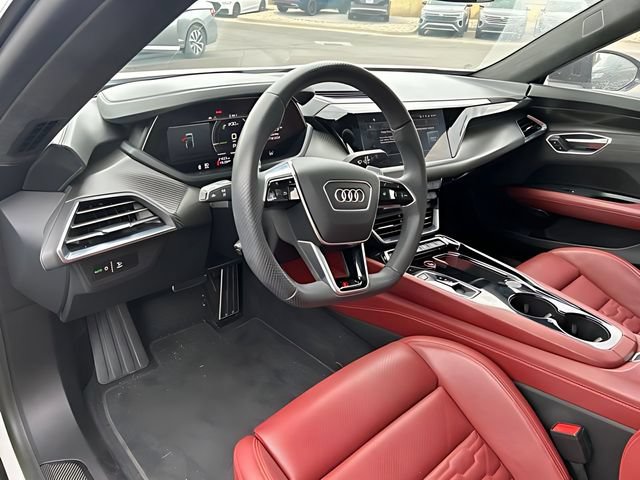 Used 2023 Audi RS e-tron GT w/ Carbon Performance Package AWD/4WD image 21