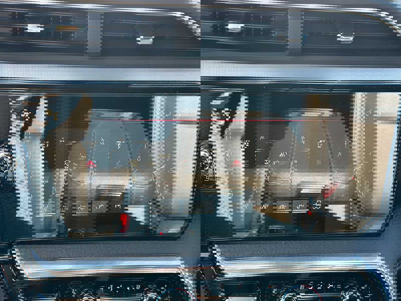 Used 2023 GMC Sierra 1500 Denali w/ Technology Package image 28