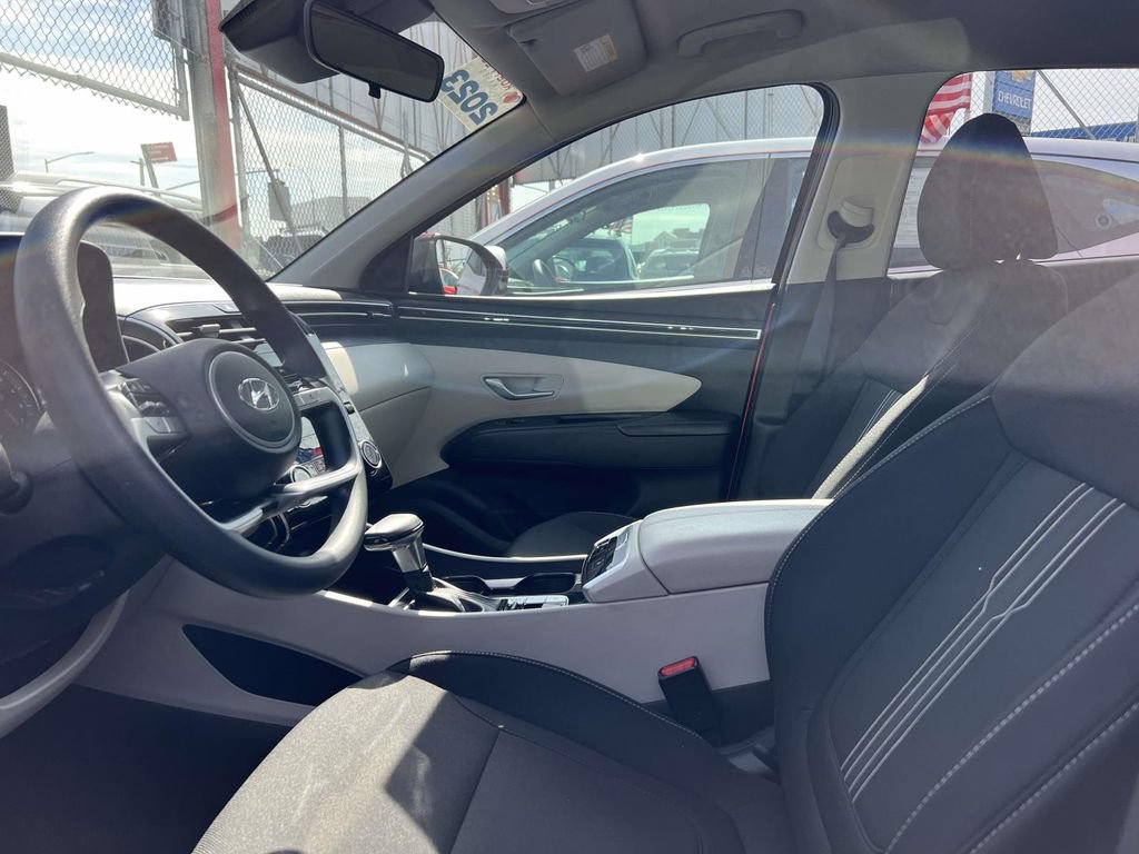 Used 2023 Hyundai Tucson SEL AWD/4WD image 16