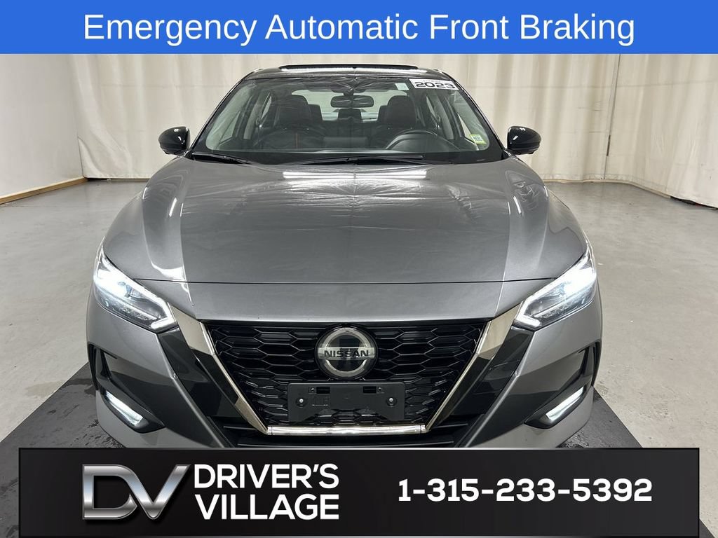 Used 2023 Nissan Sentra SR w/ SR Premium Package FWD image 3