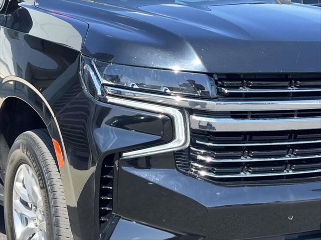 Used 2024 Chevrolet Suburban LT AWD/4WD image 12