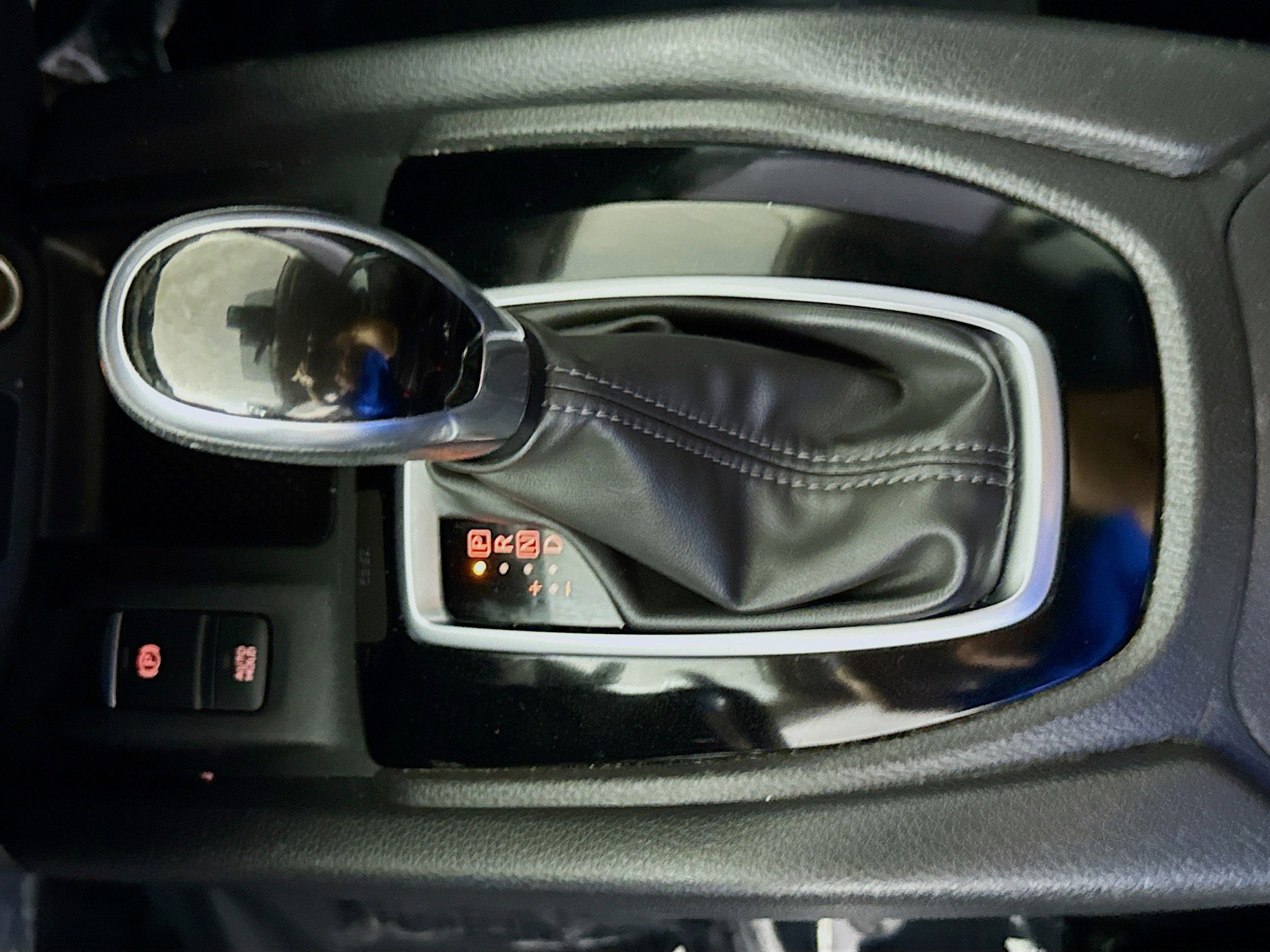 Used 2019 Nissan Rogue SV w/ Premium Package FWD image 20