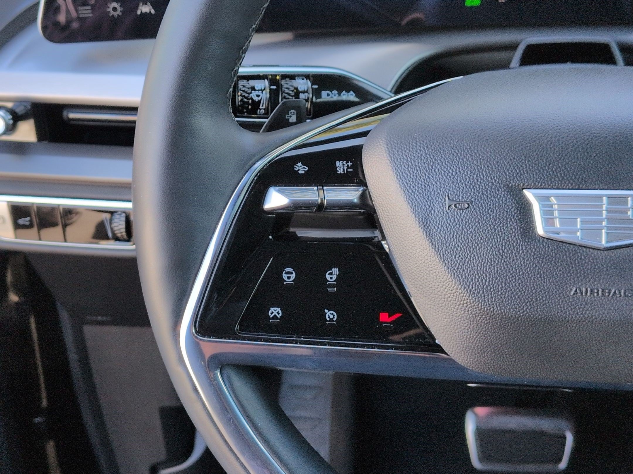 Used 2026 Cadillac Vistiq Sport w/ LPO, Floor Liner Package AWD/4WD image 19