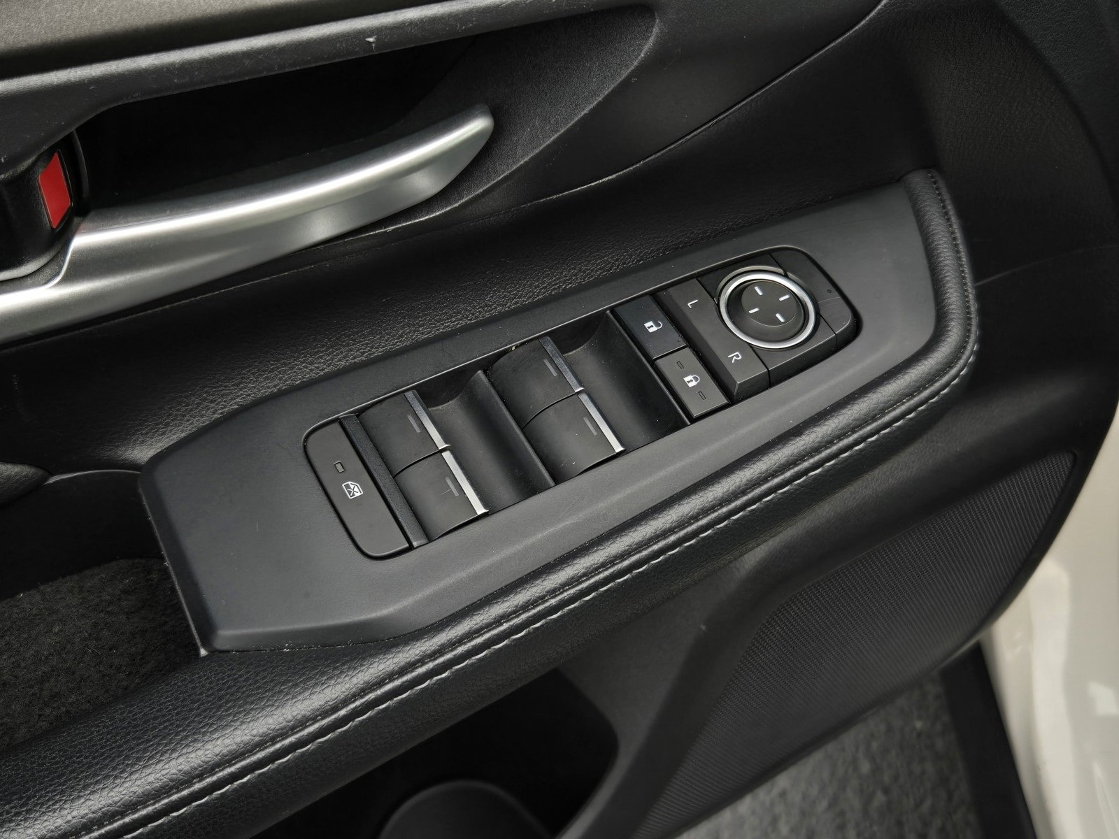 Certified 2024 Toyota Grand Highlander XLE image 10