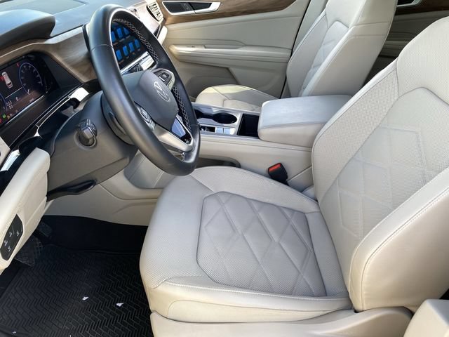 Used 2024 Volkswagen Atlas SE FWD image 20