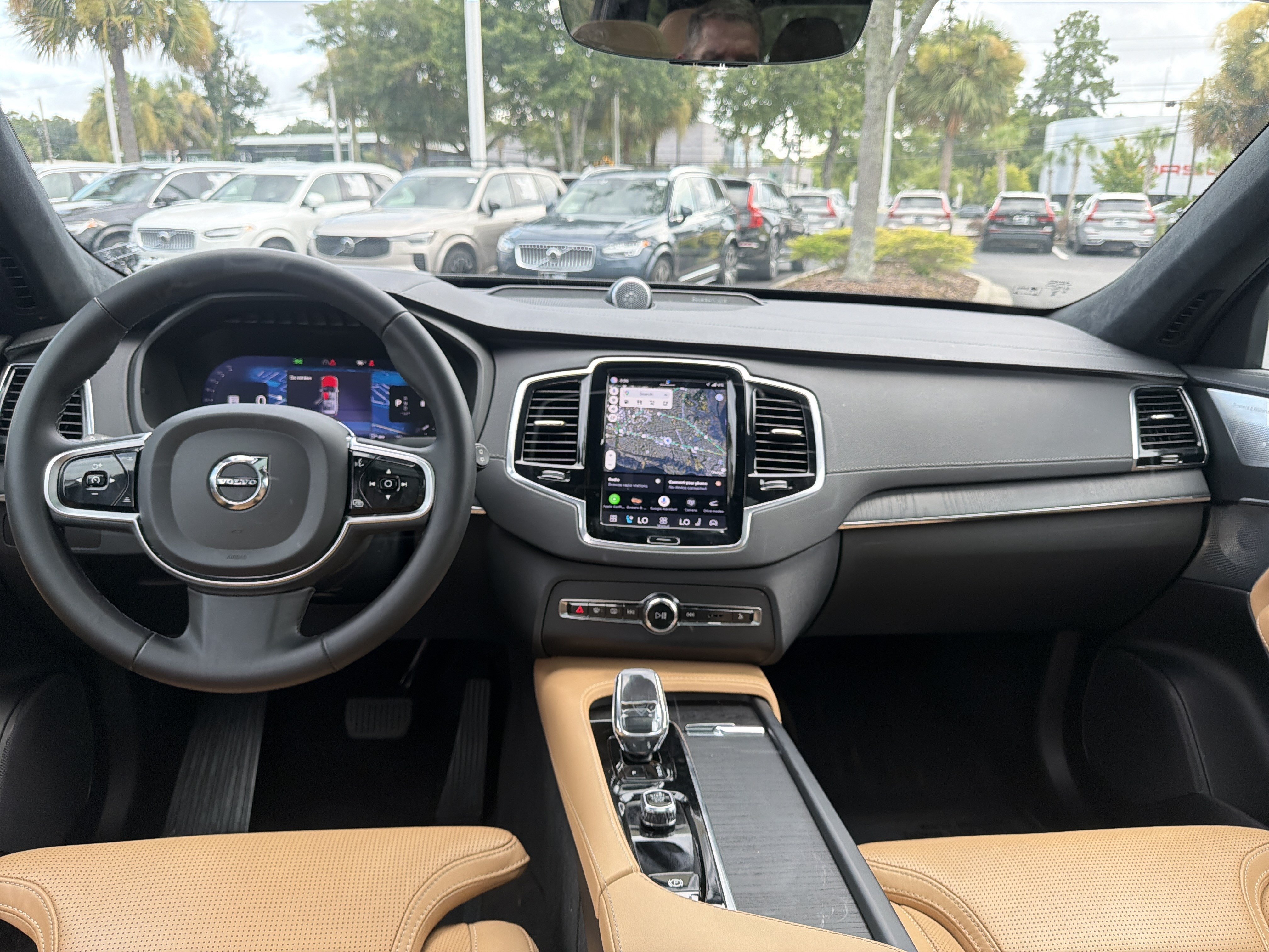 Certified 2023 Volvo XC90 B6 Ultimate w/ Lounge Package AWD/4WD image 30