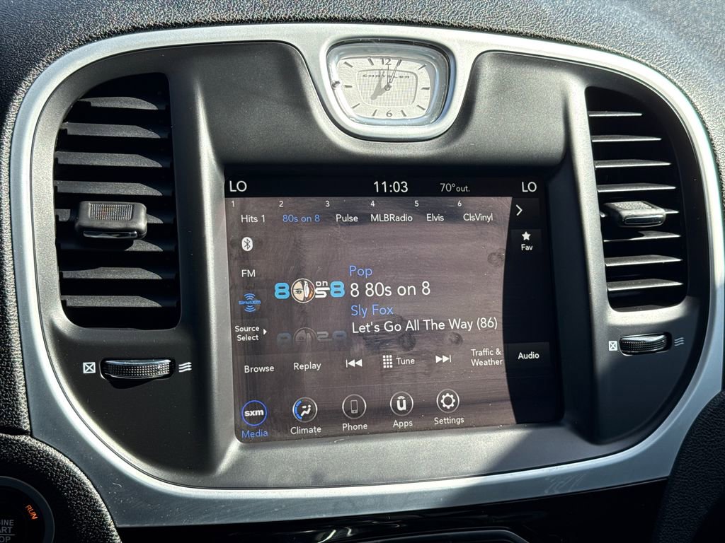 Used 2023 Chrysler 300 Touring w/ Sport Appearance Package image 22