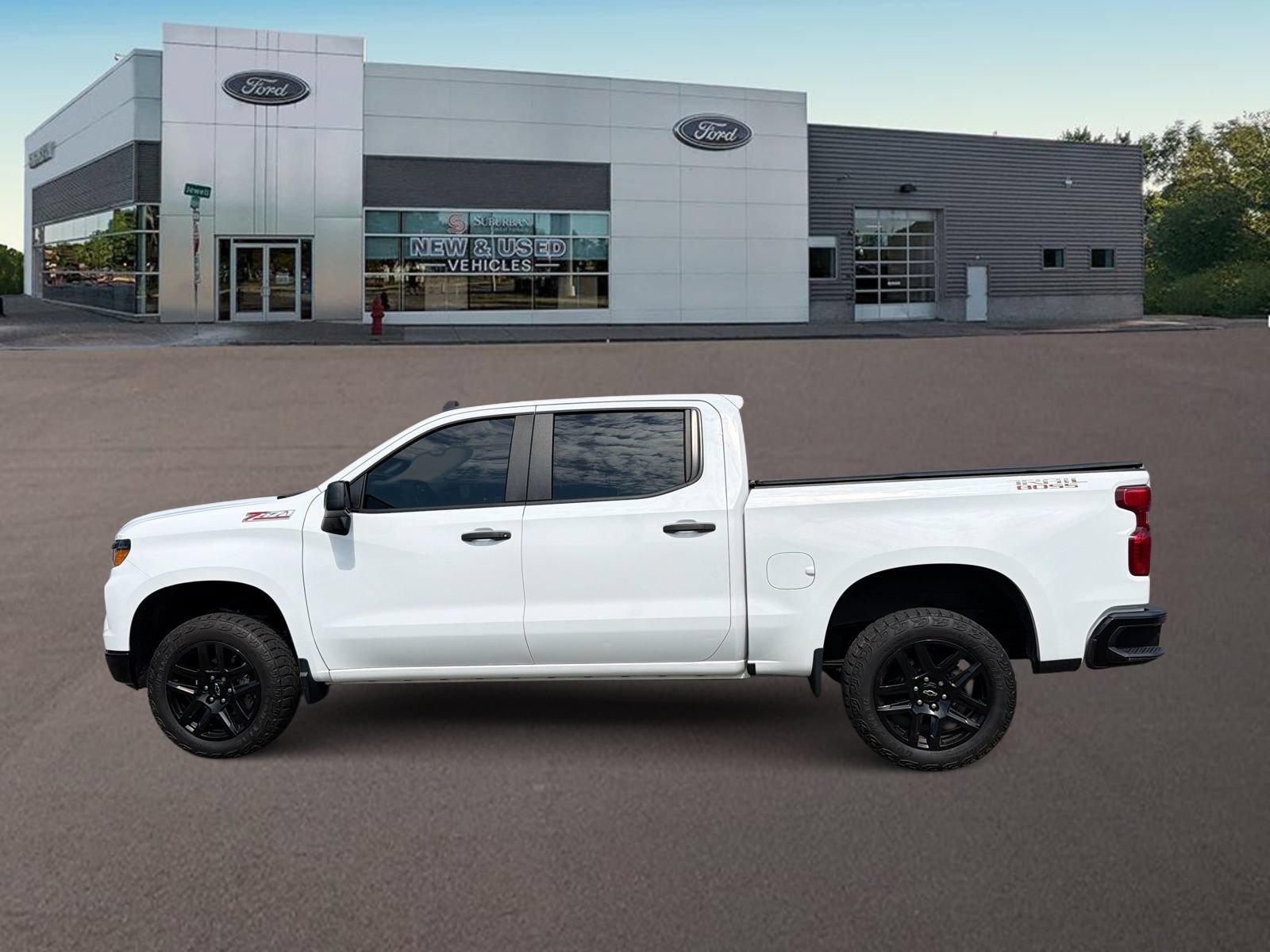 Used 2022 Chevrolet Silverado 1500 Custom Trail Boss AWD/4WD image 7