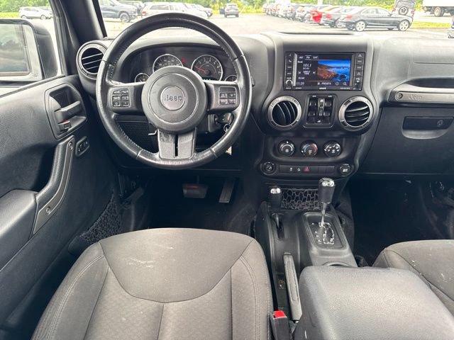 Used 2018 Jeep Wrangler Unlimited Sport S AWD/4WD image 3