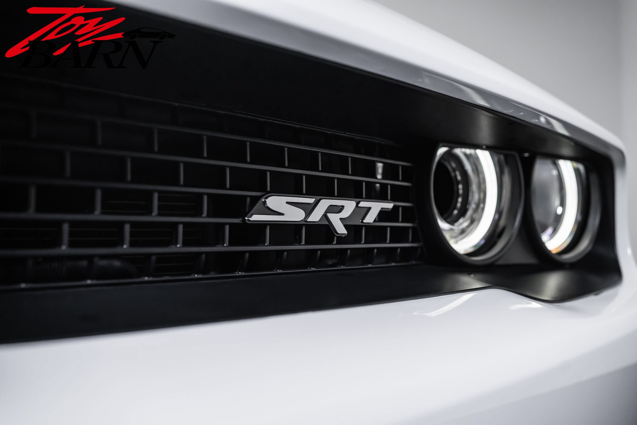 Used 2015 Dodge Challenger SRT Hellcat RWD image 9