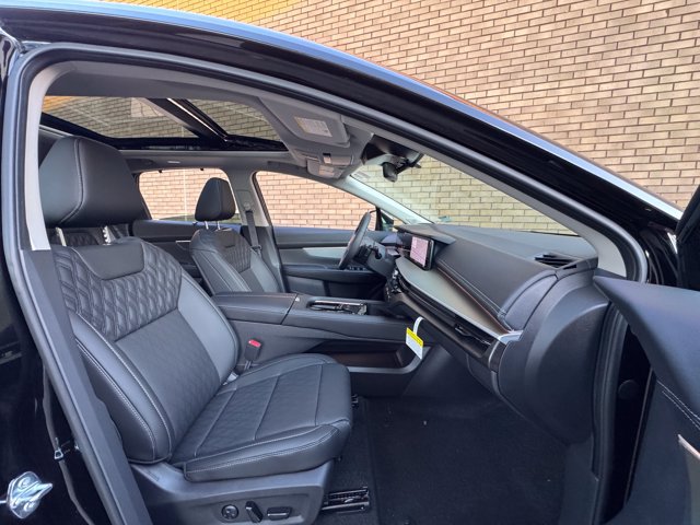 New 2026 Nissan Murano Platinum w/ Cargo Package AWD/4WD image 12