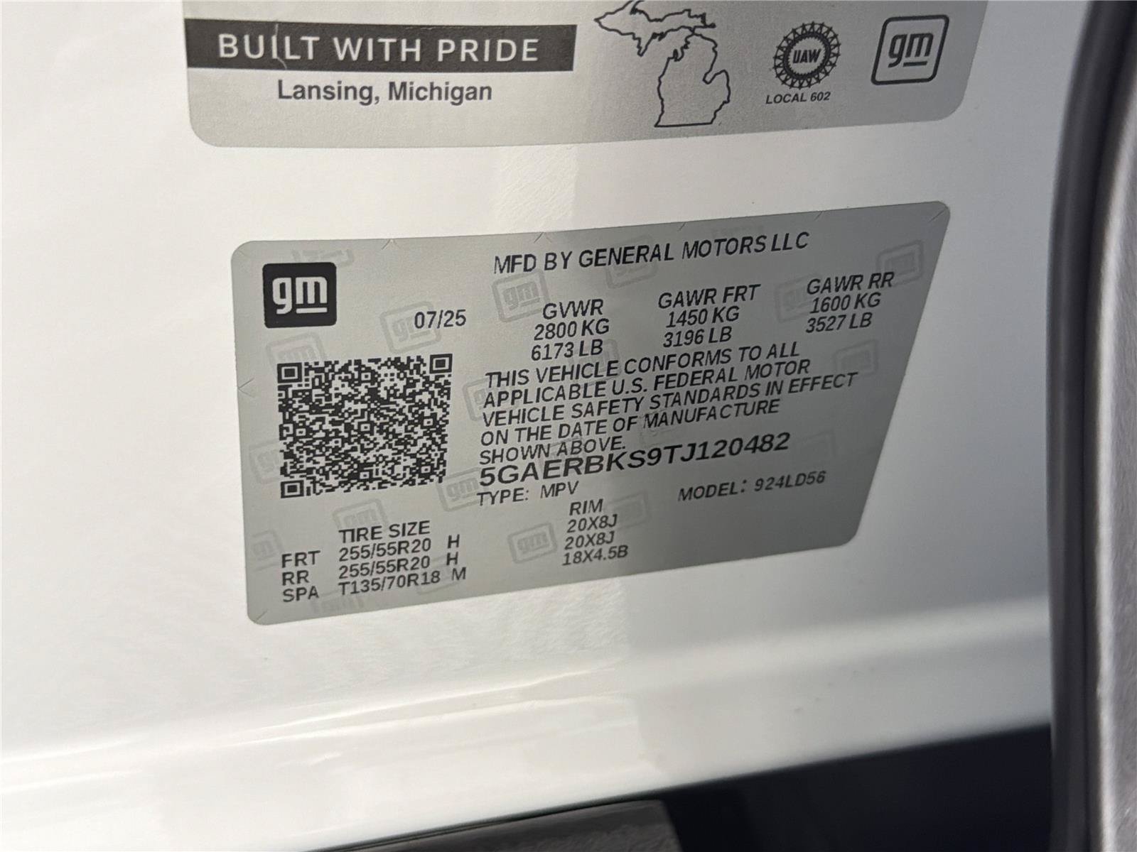 New 2026 Buick Enclave Sport Touring w/ Super Cruise Package FWD image 38