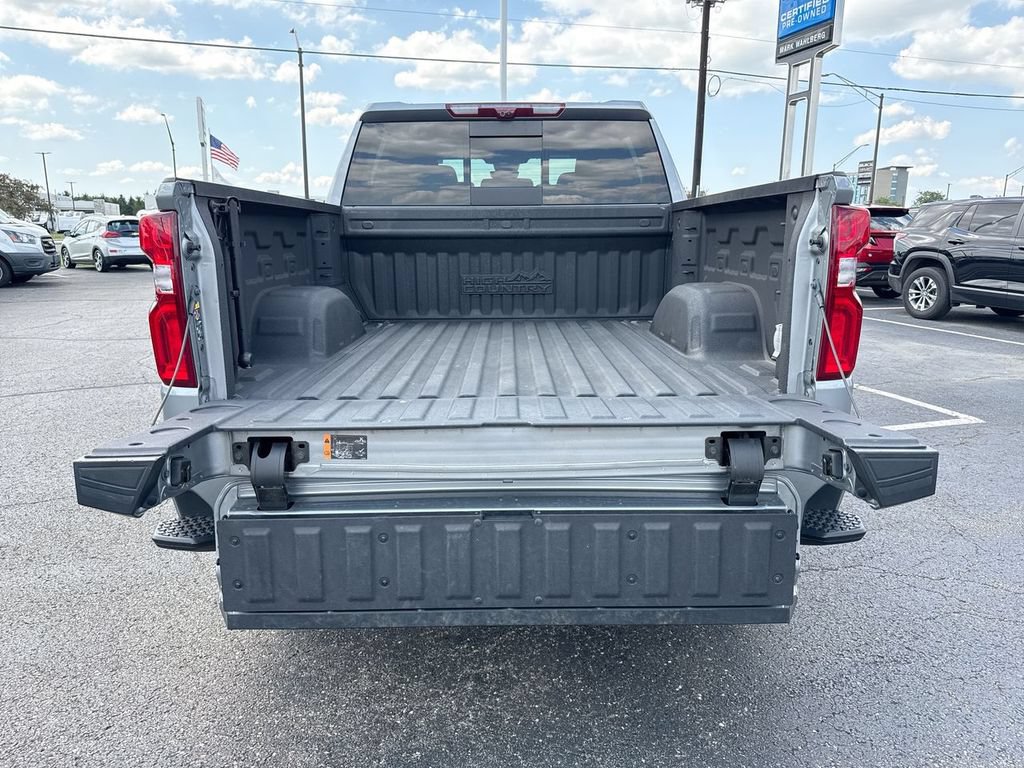 Used 2024 Chevrolet Silverado 1500 High Country AWD/4WD image 24