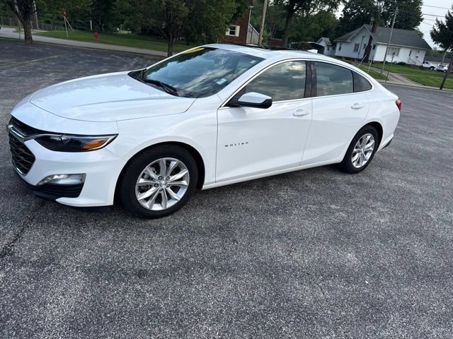 Used 2024 Chevrolet Malibu LT FWD image 2