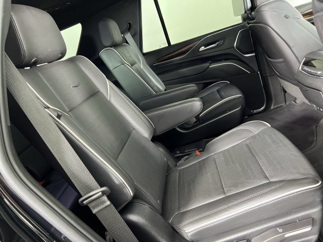 Certified 2023 Cadillac Escalade Premium Luxury AWD/4WD image 28