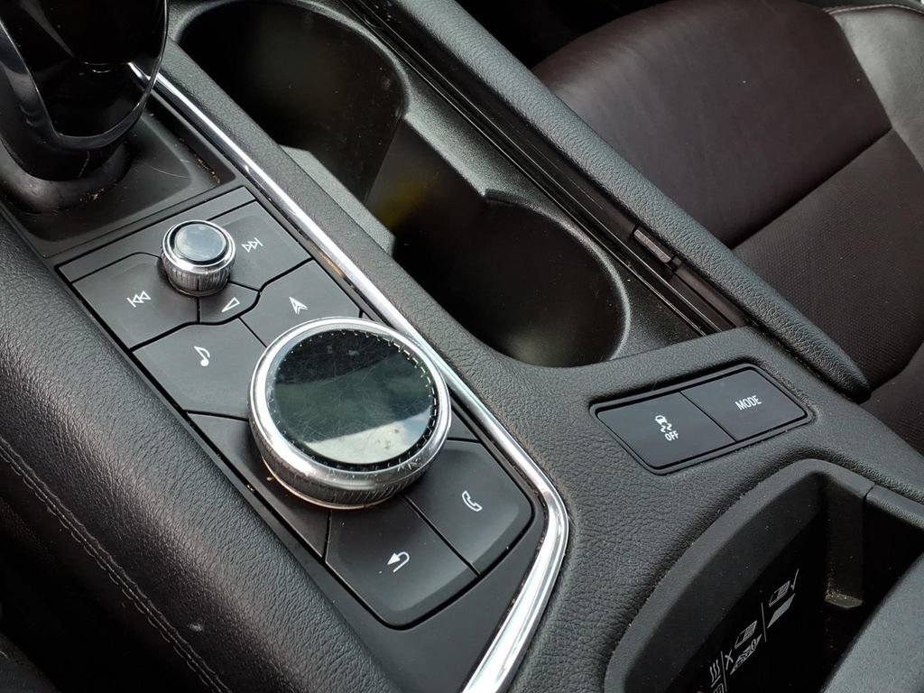 Used 2020 Cadillac XT6 Premium Luxury FWD image 18