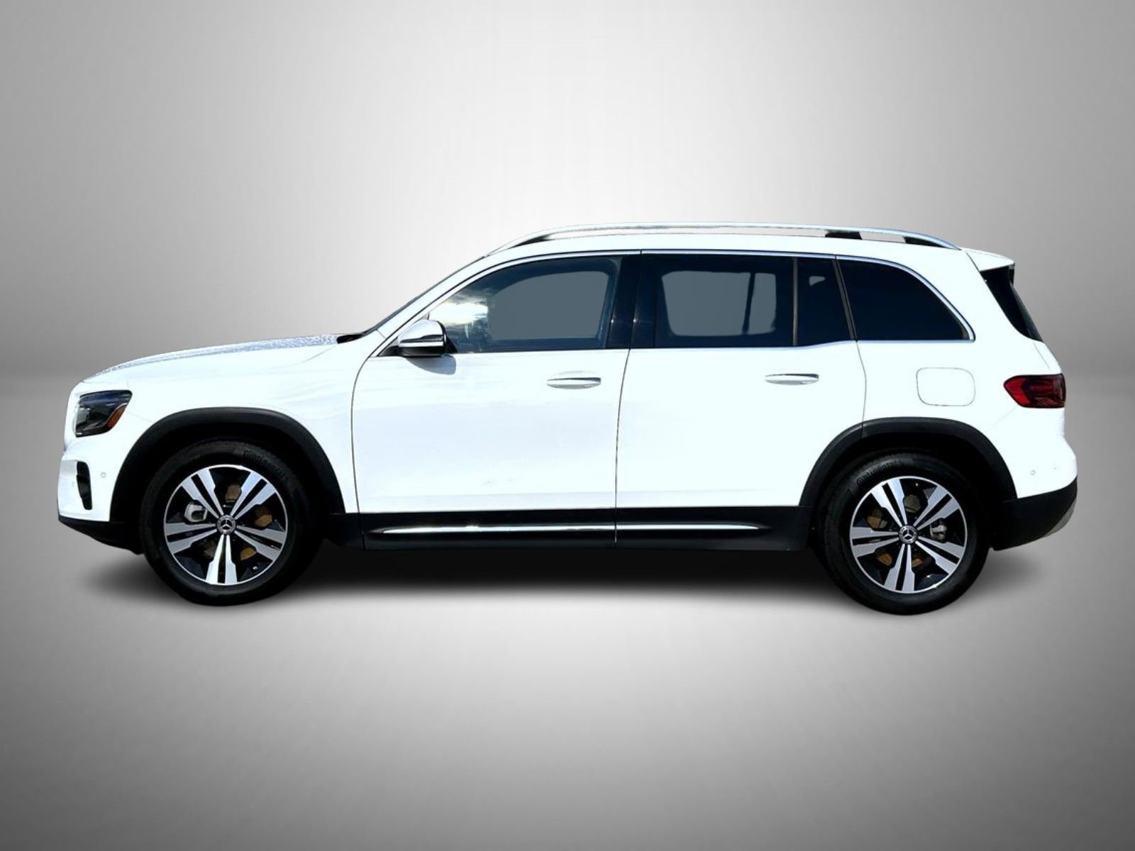 Used 2024 Mercedes-Benz GLB 250 image 8