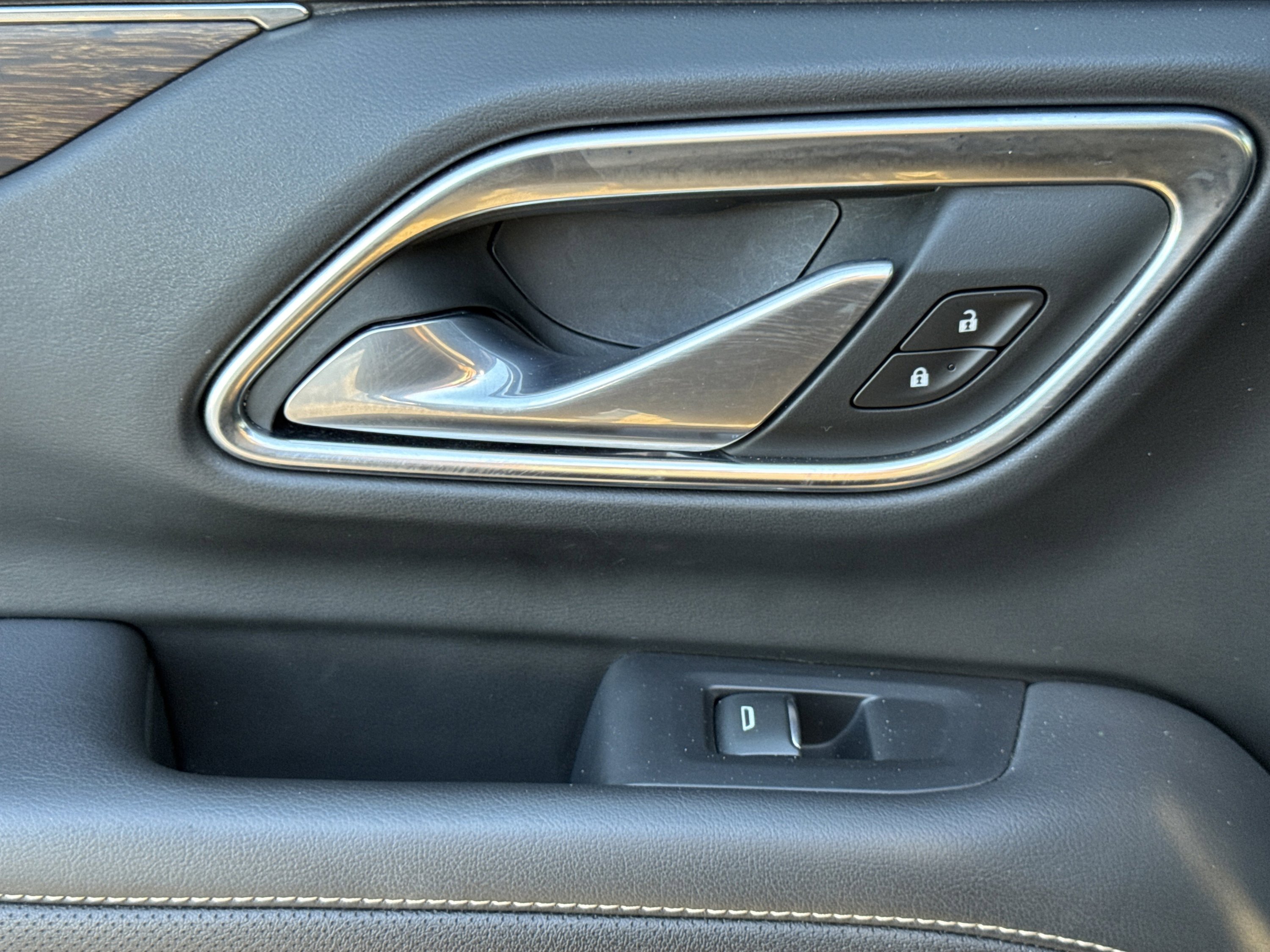 Used 2024 Chevrolet Tahoe Premier image 30