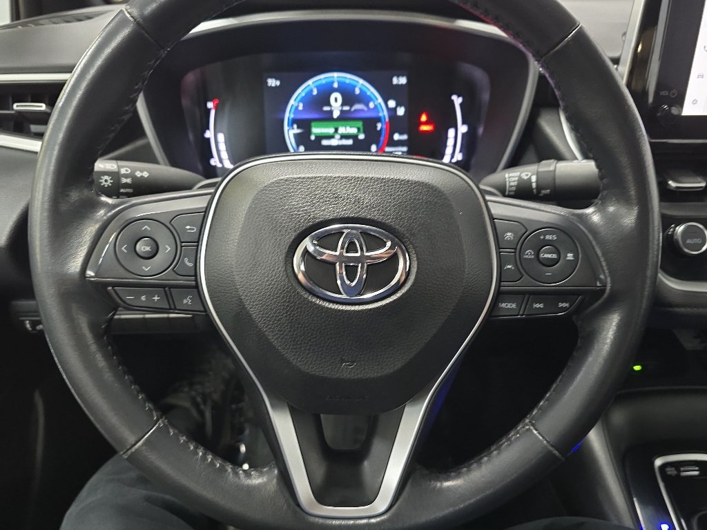 Used 2023 Toyota Corolla XSE FWD image 18